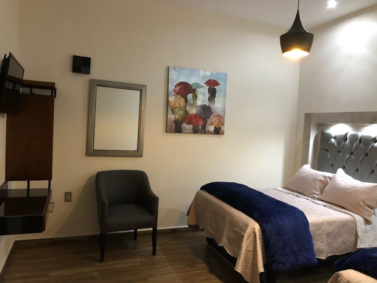 Gold Palace Hotel 산 후안 데 로스 라고스 외부 사진