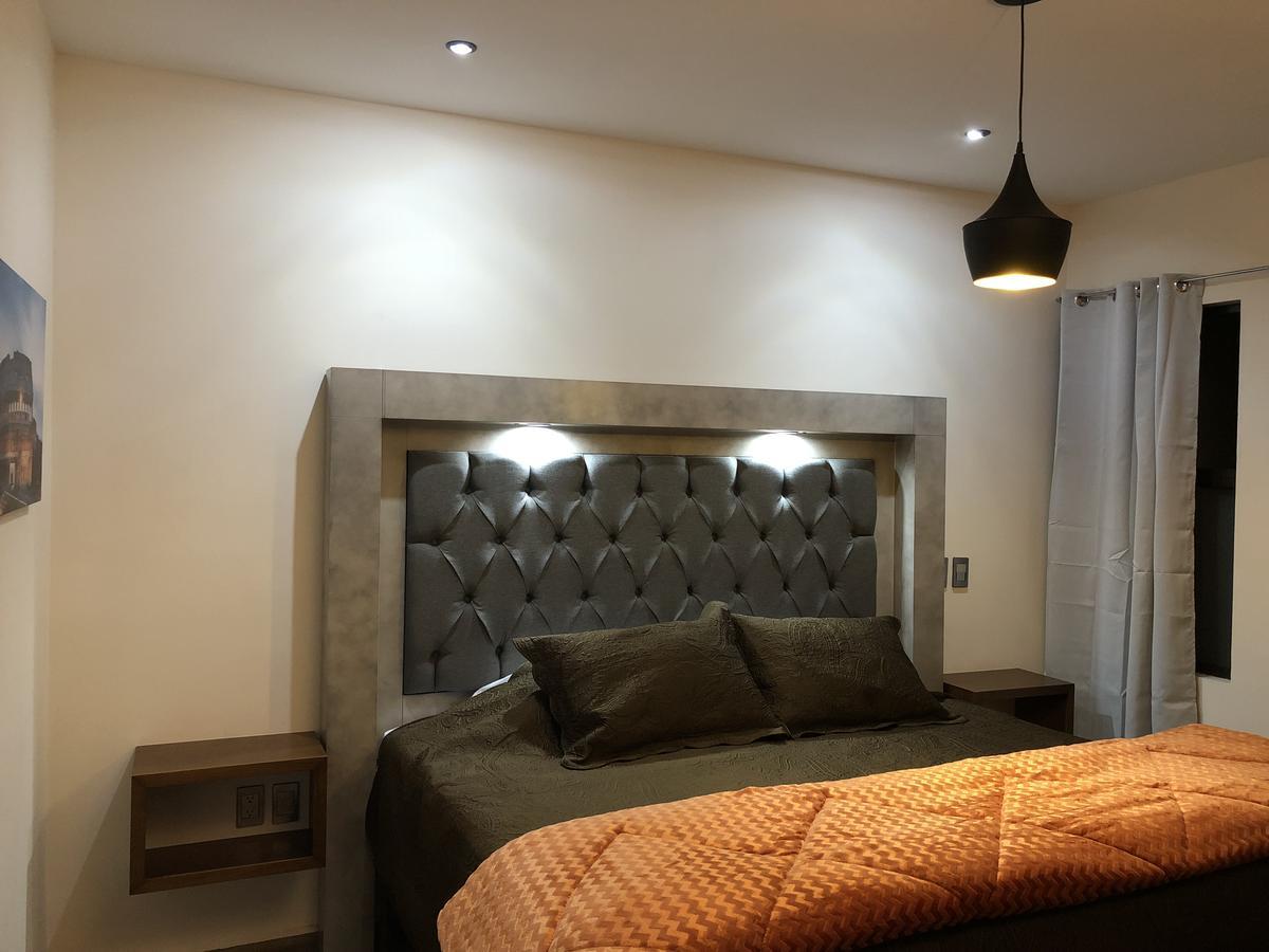 Gold Palace Hotel 산 후안 데 로스 라고스 외부 사진